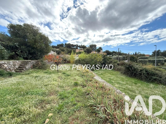 Vente  Terrain de 1001 m² à Ollioules 367 000 euros Réf: SFN-1869347