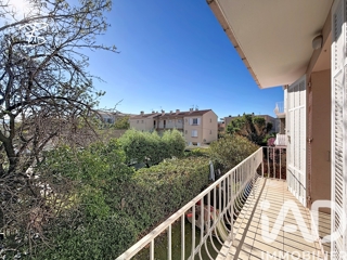 Vente  Appartement T3  de 58 m² à Sanary 330 000 euros Réf: SFN-1885283