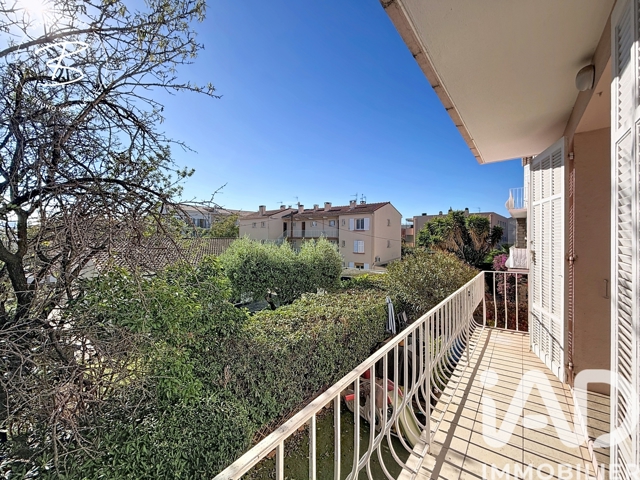Vente  Appartement T3  de 58 m² à Sanary 330 000 euros Réf: SFN-1885283