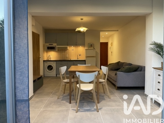 Vente  Appartement F2  de 40 m² à Six-Fours 230 000 euros