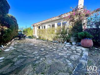 Vente  Maison de 90 m² à Six-Fours 640 000 euros Réf: SFN-1891409