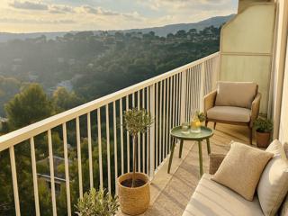 Vente  Appartement F4  de 69 m² à Toulon 216 000 euros