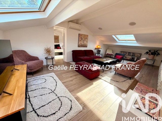 Vente  Appartement T4  de 120 m² à Six-Fours 428 000 euros Réf: SFN-1897175