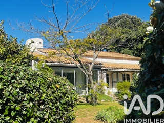 Vente  Maison de 105 m² à Six-Fours 565 000 euros