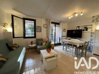 Vente  Appartement T2  de 45 m² à Six-Fours 240 000 euros Réf: SFN-1903777