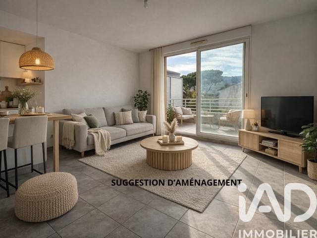 Vente  Appartement T3  de 57 m² à La Seyne 197 000 euros Réf: SFN-1905652