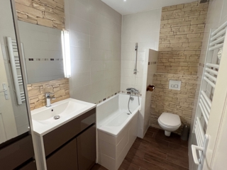 Vente  Appartement F2  de 41 m² à Toulon 118 500 euros