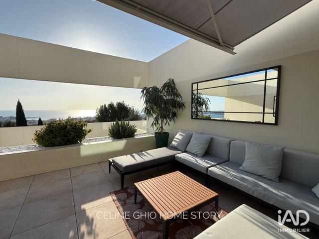 Vente  Appartement T2  de 42 m² à Bandol 448 000 euros Réf: SFN-1935503