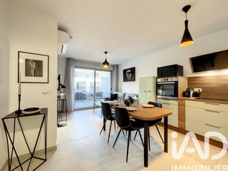 Vente  Appartement F2  de 38 m² à Six-Fours 277 000 euros