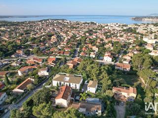 Vente  Appartement T4  de 120 m² à Six-Fours 995 000 euros Réf: SFN-1939763-4