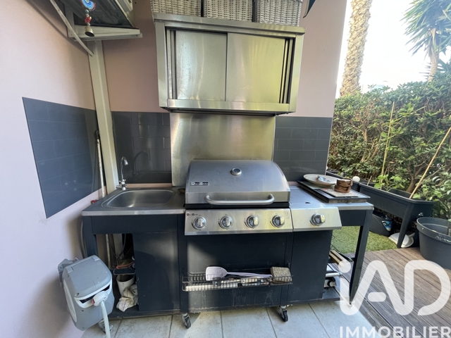 Vente  Appartement T3  de 61 m² à Sanary 407 000 euros Réf: SFN-1946192