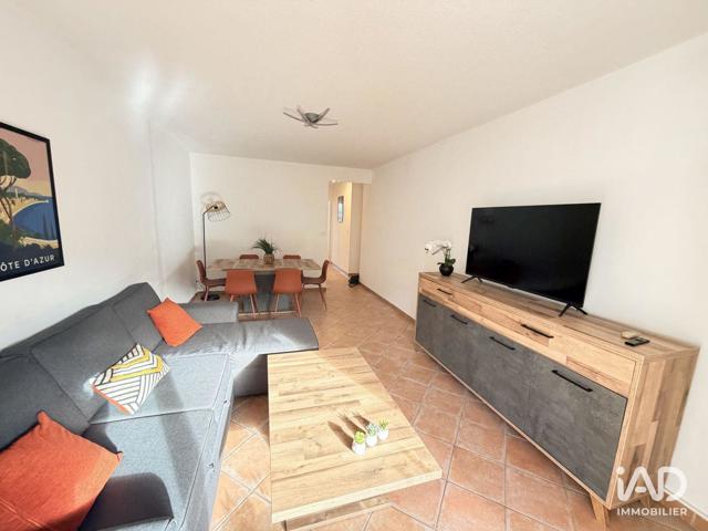 Vente  Appartement T3  de 61 m² à Sanary 379 600 euros Réf: SFN-1946904