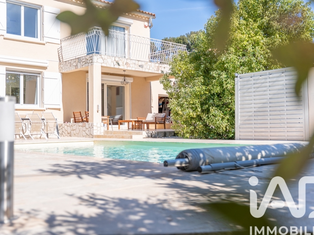 Vente  Maison de 165 m² à Ollioules 799 000 euros Réf: SFN-1954256