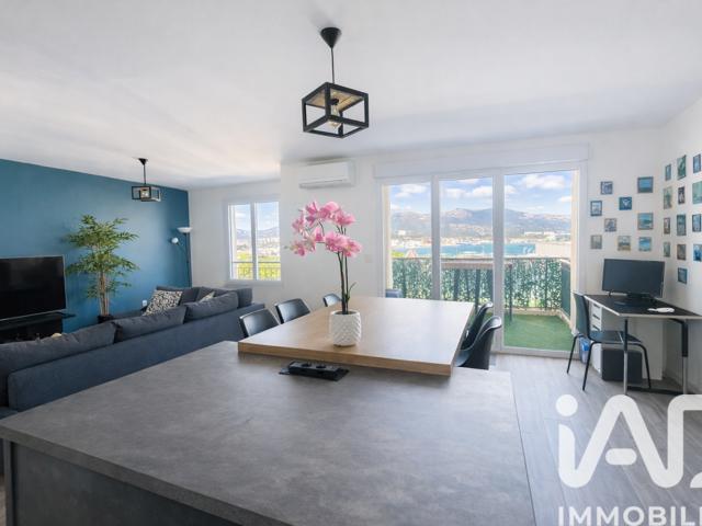 Vente  Appartement T3  de 65 m² à La Seyne 285 000 euros Réf: SFN-1964518