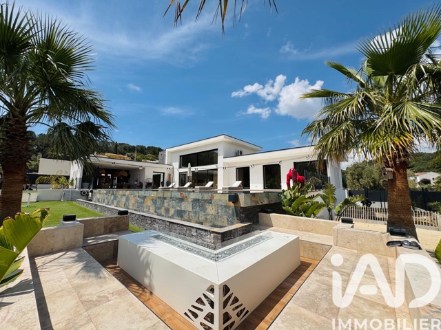 Vente  Maison de 190 m² à Bandol 2 480 000 euros Réf: SFN-1964552