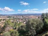 Vente  Maison de 180 m² à Solliès Ville 579 280 euros