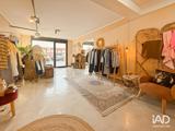 Vente  Local commercial de 60 m² à Saint Maximin la Sainte Baume 111 999 euros