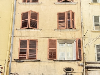 Vente  Appartement T3  de 71 m² à Toulon 159 500 euros