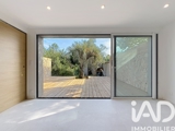Vente  Appartement F3  de 72 m² à Hyères 489 000 euros