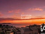 Vente  Appartement T3  de 54 m² à Carqueiranne 480 000 euros