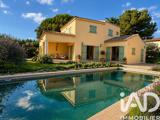 Vente  Maison de 151 m² à Solliès Pont 590 000 euros