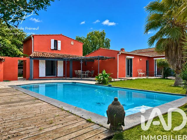Vente  Maison de 252 m² à Six-Fours 1 090 000 euros Réf: SFN-2017752