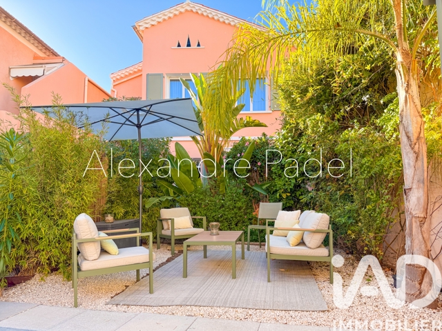 Vente  Maison de 85 m² à Sanary 890 000 euros Réf: SFN-2021909