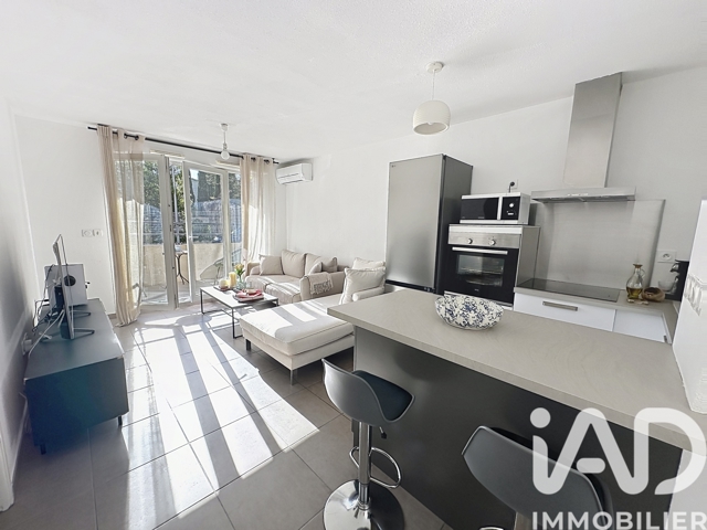 Vente  Appartement T3  de 54 m² à La Seyne 172 000 euros Réf: SFN-2025823