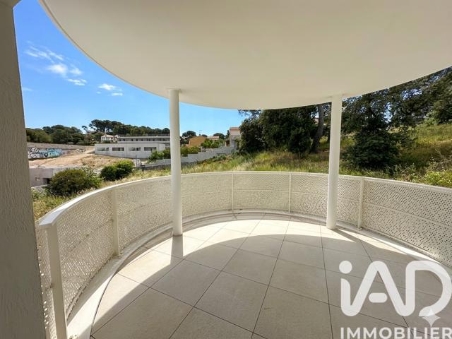 Vente  Studio de 30 m² à La Seyne 208 000 euros Réf: SFN-2026092