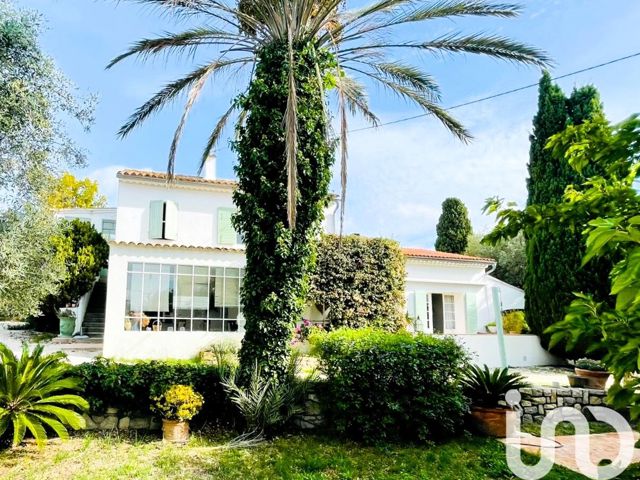 Vente  Maison de 196 m² à Sanary 1 797 000 euros Réf: SFN-1860087
