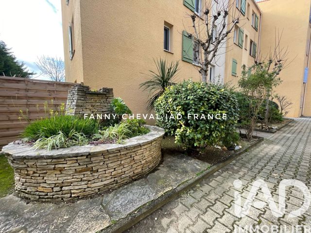 Vente  Appartement T3  de 70 m² à Six-Fours 287 000 euros Réf: SFN-1908247