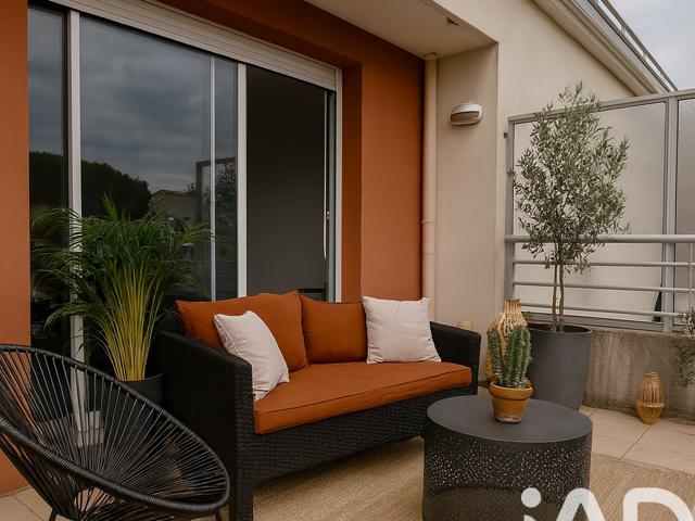 Vente  Appartement T3  de 57 m² à La Seyne 197 000 euros Réf: SFN-1905652