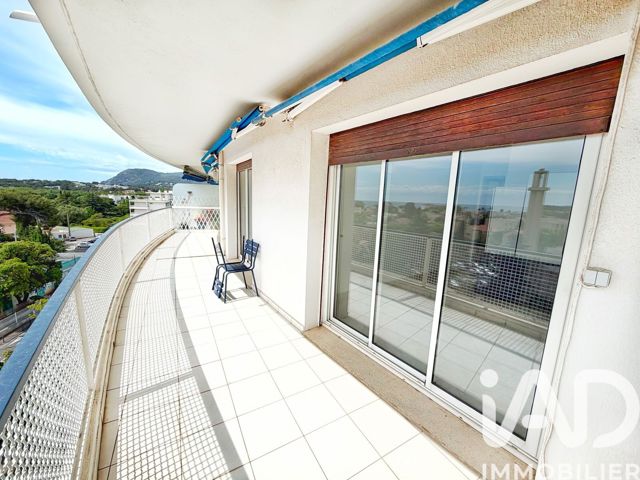 Vente  Appartement T3  de 65 m² à La Seyne 365 000 euros Réf: SFN-1909430