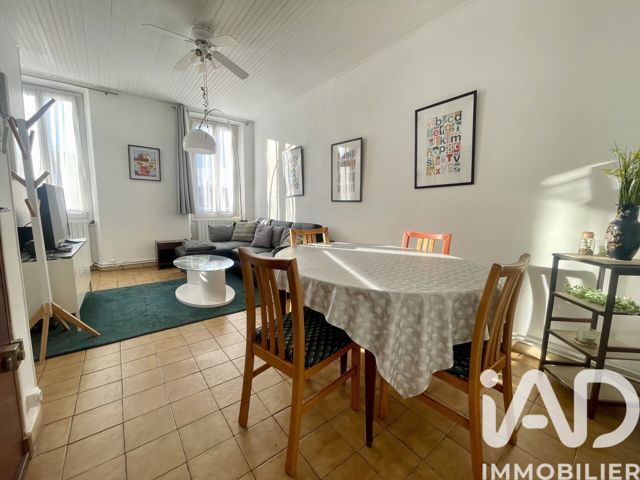 Vente  Appartement T3  de 52 m² à La Seyne 120 000 euros Réf: SFN-1924080