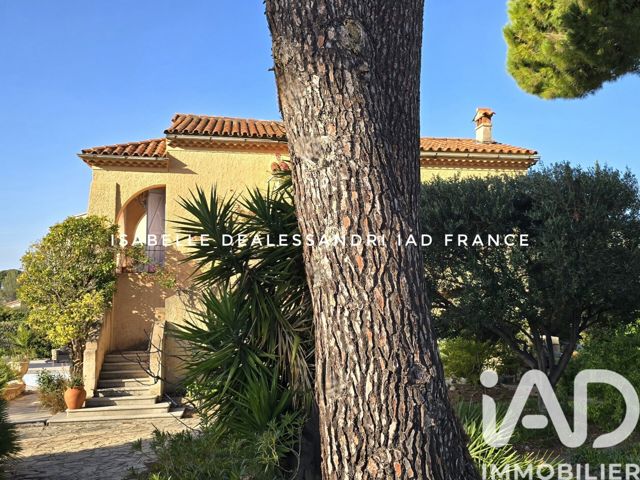 Vente  Maison de 187 m² à Bandol 965 000 euros Réf: SFN-1925543