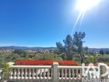 Vente  Maison de 237 m² à Cuers 1 140 000 euros