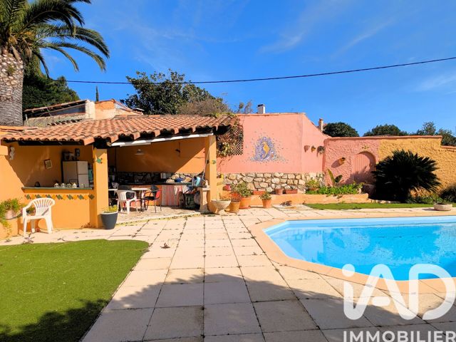 Vente  Maison de 222 m² à Bandol 1 100 000 euros Réf: SFN-1955575