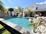 Vente  Maison de 180 m² au Beausset 1 100 000 euros