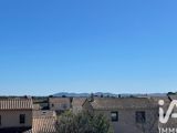 Vente  Appartement T2  de 25 m² à La Londe les Maures 164 500 euros