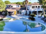 Vente  Maison de 405 m² à Roquebrune sur Argens 2 100 000 euros