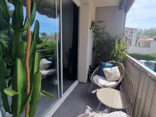 Vente  Appartement F3  de 64 m² à Six-Fours 260 000 euros