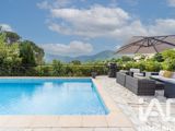 Vente  Maison de 144 m² à Les Adrets de l'Estérel 619 000 euros