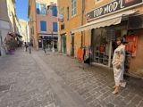 Vente  Local commercial de 55 m² à Saint Maximin la Sainte Baume 39 200 euros