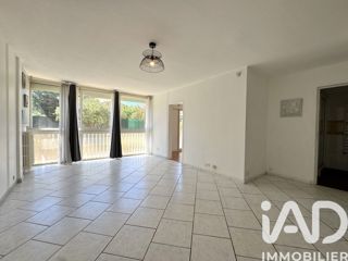 Vente  Appartement T2  de 49 m² à Six-Fours 176 900 euros Réf: SFN-2031532