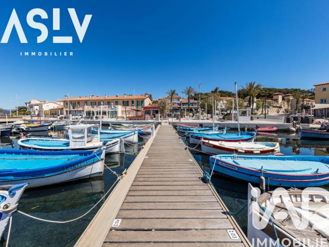 Vente  Maison de 222 m² à Six-Fours 1 200 000 euros Réf: SFN-2037206