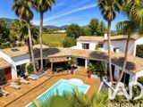 Vente  Maison de 250 m² à Grimaud 1 690 000 euros
