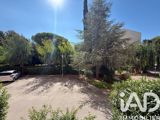 Vente  Appartement F3  de 61 m² à Hyères 99 000 euros