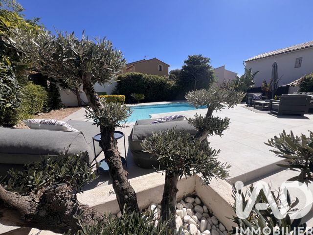 Vente  Maison de 141 m² à Six-Fours 850 000 euros Réf: SFN-1992580
