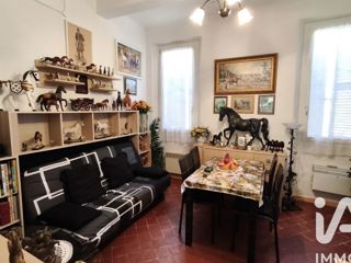 Vente  Appartement F2  de 50 m² à Ollioules 110 000 euros