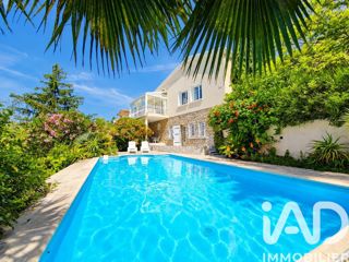 Vente  Maison de 145 m² à Ollioules 599 000 euros